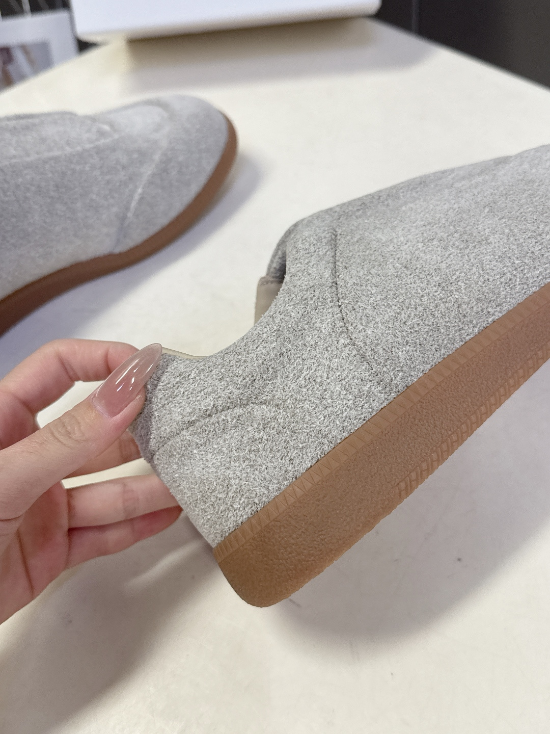 Martin Margiela马吉拉纯Future情侣款 运动鞋 还记得这双引领高端运动鞋潮流的Futu