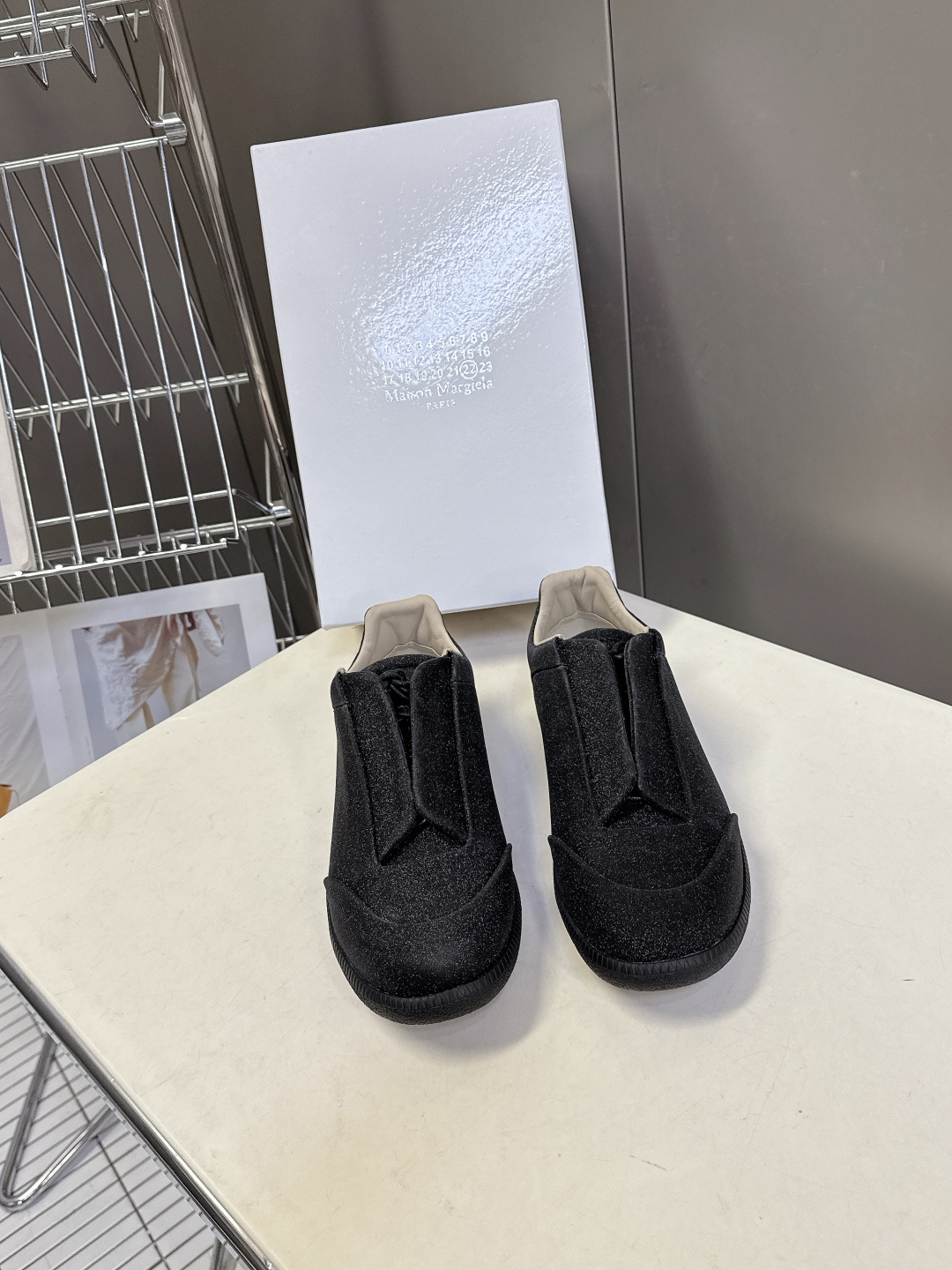 Martin Margiela马吉拉纯Future情侣款 运动鞋 还记得这双引领高端运动鞋潮流的Futu