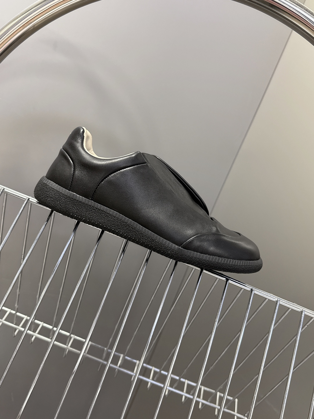 Martin Margiela马吉拉纯Future情侣款 运动鞋 还记得这双引领高端运动鞋潮流的Futu