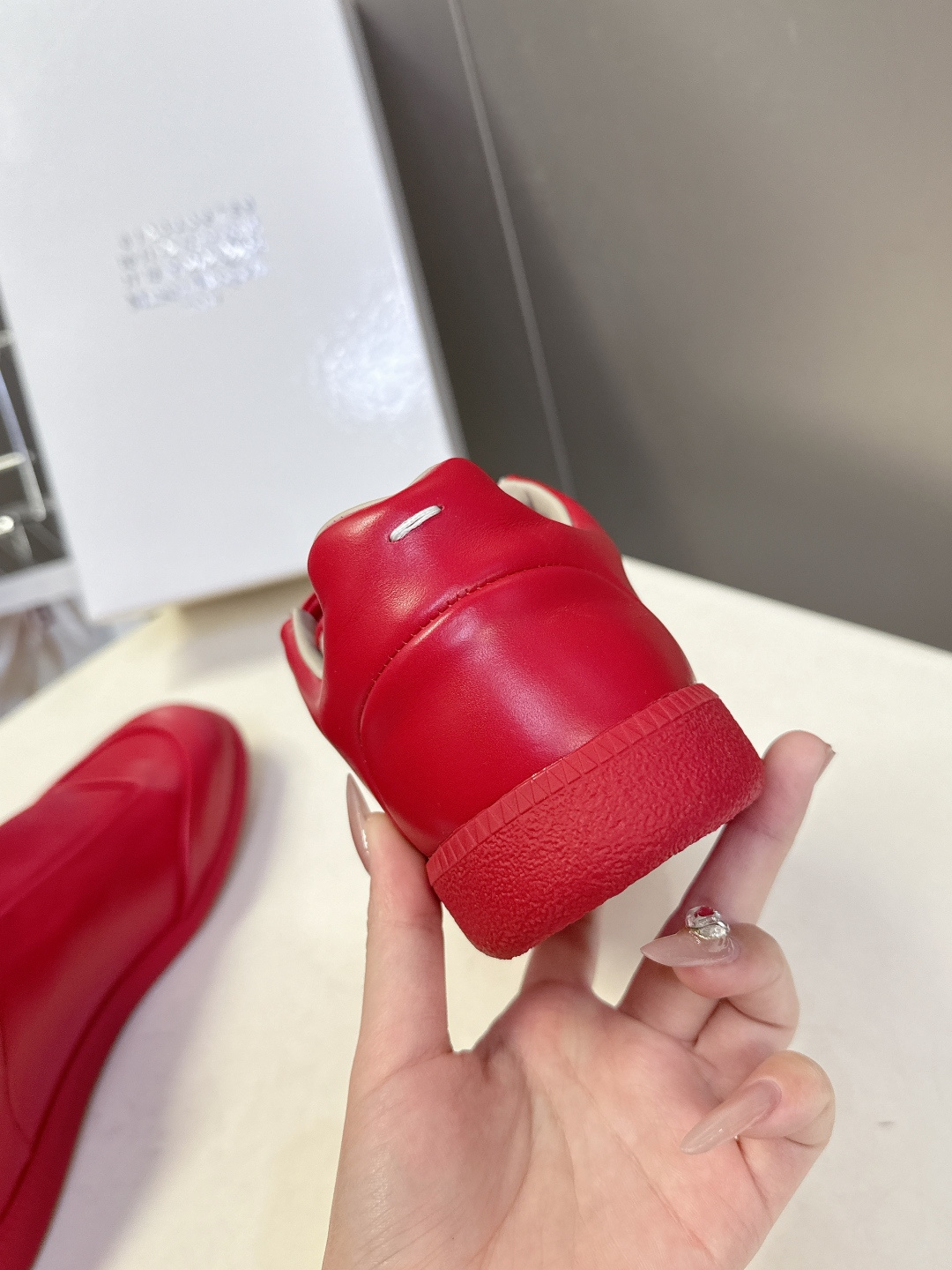 Martin Margiela马吉拉纯Future情侣款 运动鞋 还记得这双引领高端运动鞋潮流的Futu