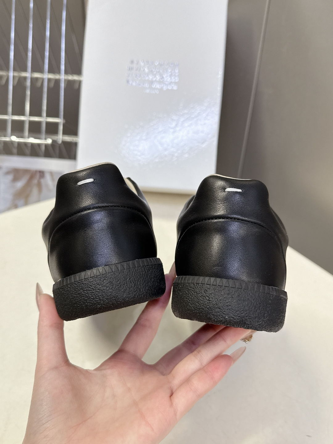 Martin Margiela马吉拉纯Future情侣款 运动鞋 还记得这双引领高端运动鞋潮流的Futu