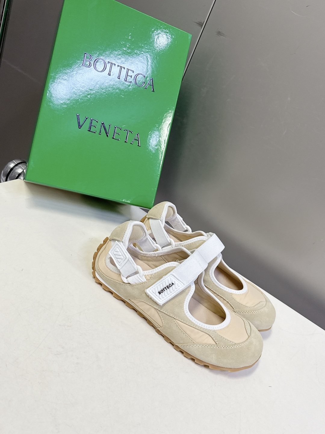 Bottega Veneta Orbit Flash2026春夏新款 玛丽珍 休闲鞋 运动鞋​​ 超多明