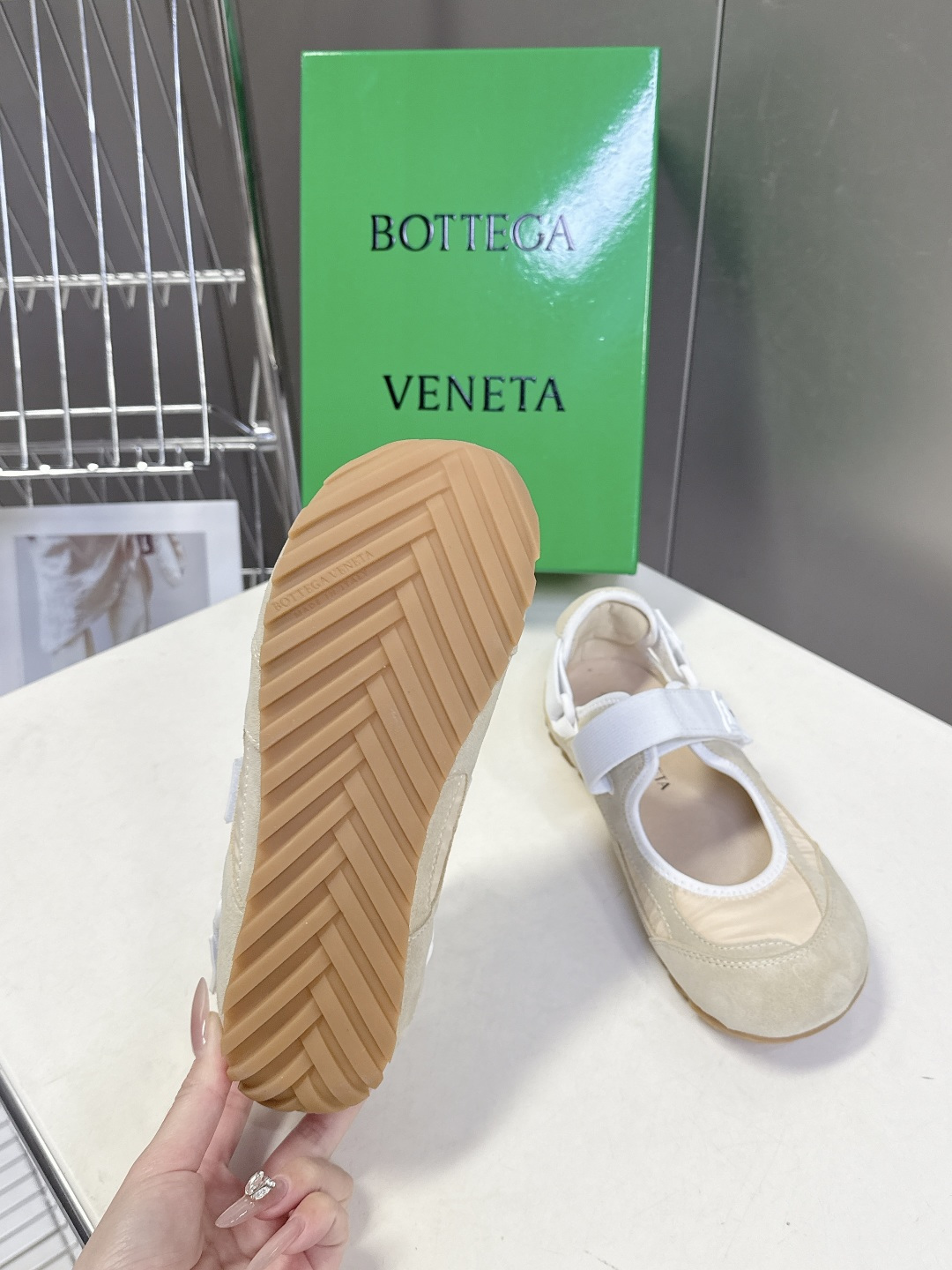 Bottega Veneta Orbit Flash2026春夏新款 玛丽珍 休闲鞋 运动鞋​​ 超多明