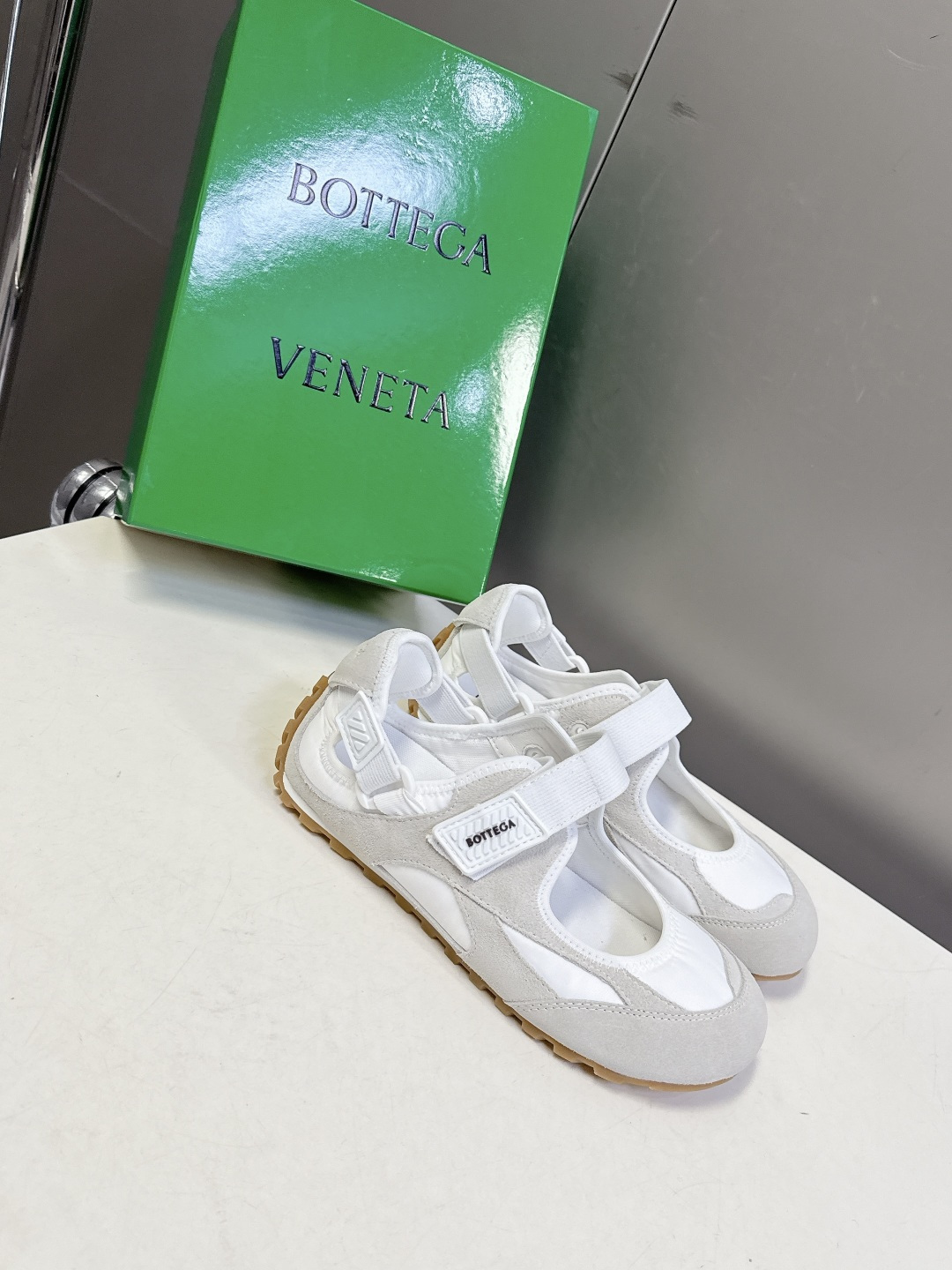 Bottega Veneta Orbit Flash2026春夏新款 玛丽珍 休闲鞋 运动鞋​​ 超多明