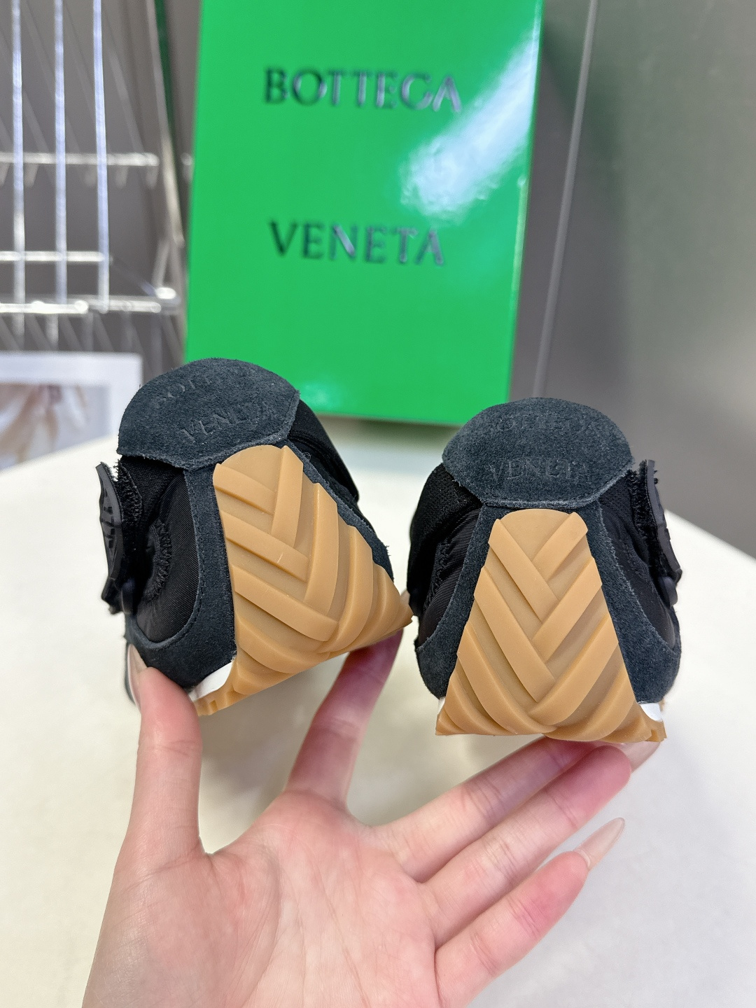 Bottega Veneta Orbit Flash2026春夏新款 玛丽珍 休闲鞋 运动鞋​​ 超多明