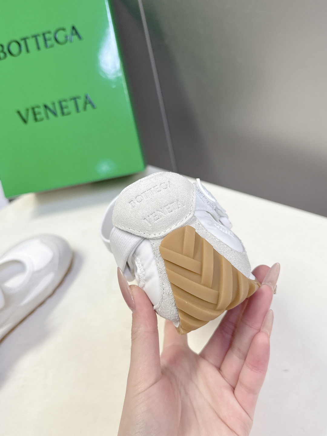 Bottega Veneta Orbit Flash2026春夏新款 玛丽珍 休闲鞋 运动鞋​​ 超多明