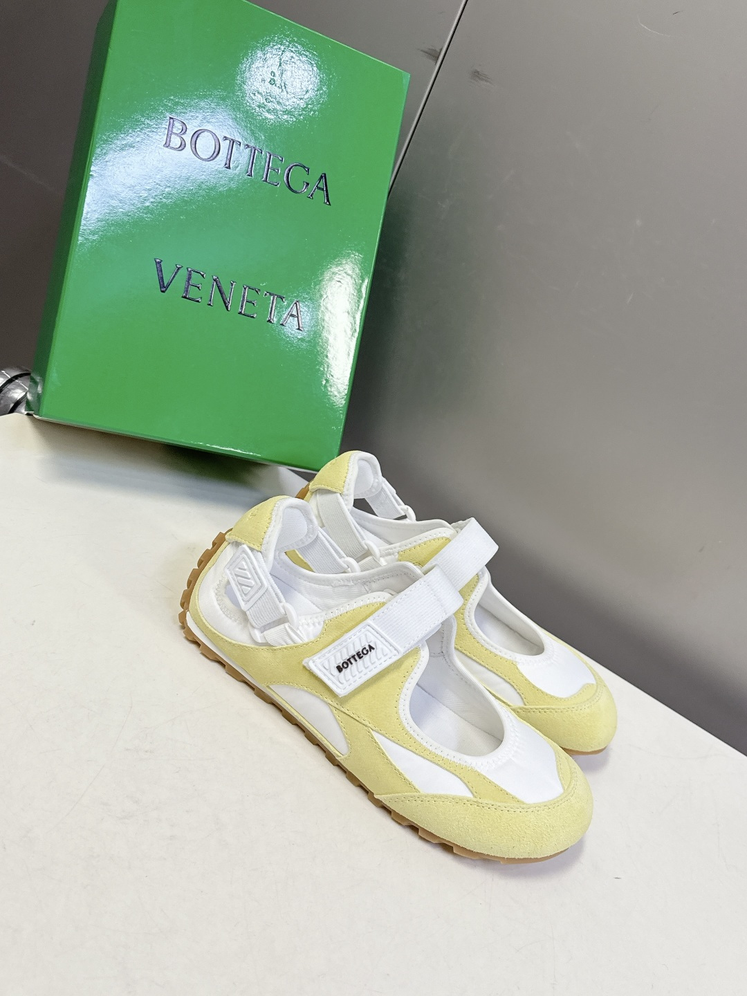 Bottega Veneta Orbit Flash2026春夏新款 玛丽珍 休闲鞋 运动鞋​​ 超多明