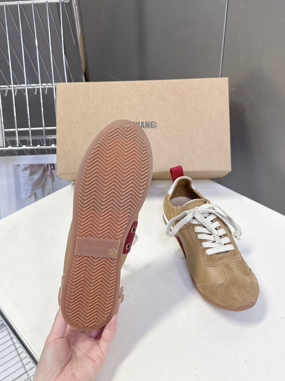 UMA WANG2026春夏最新款复古绑带 德训鞋 休闲鞋超多明星网红种草 内衬为细腻小羊皮，触感亲肤且