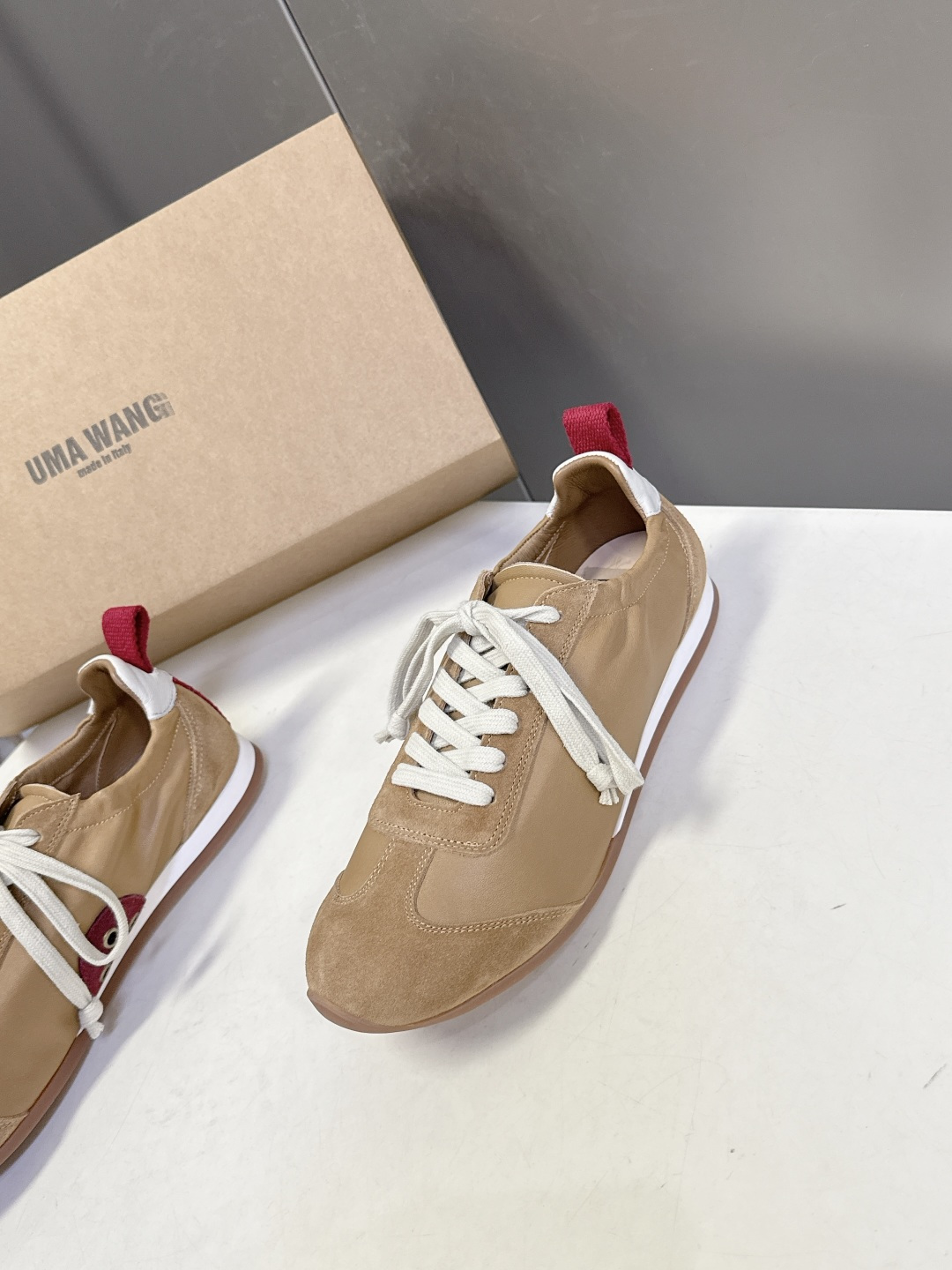 UMA WANG2026春夏最新款复古绑带 德训鞋 休闲鞋超多明星网红种草 内衬为细腻小羊皮，触感亲肤且