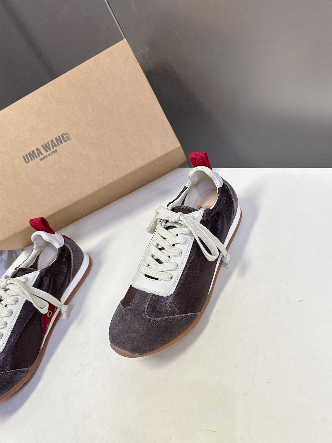UMA WANG2026春夏最新款复古绑带 德训鞋 休闲鞋超多明星网红种草 内衬为细腻小羊皮，触感亲肤且