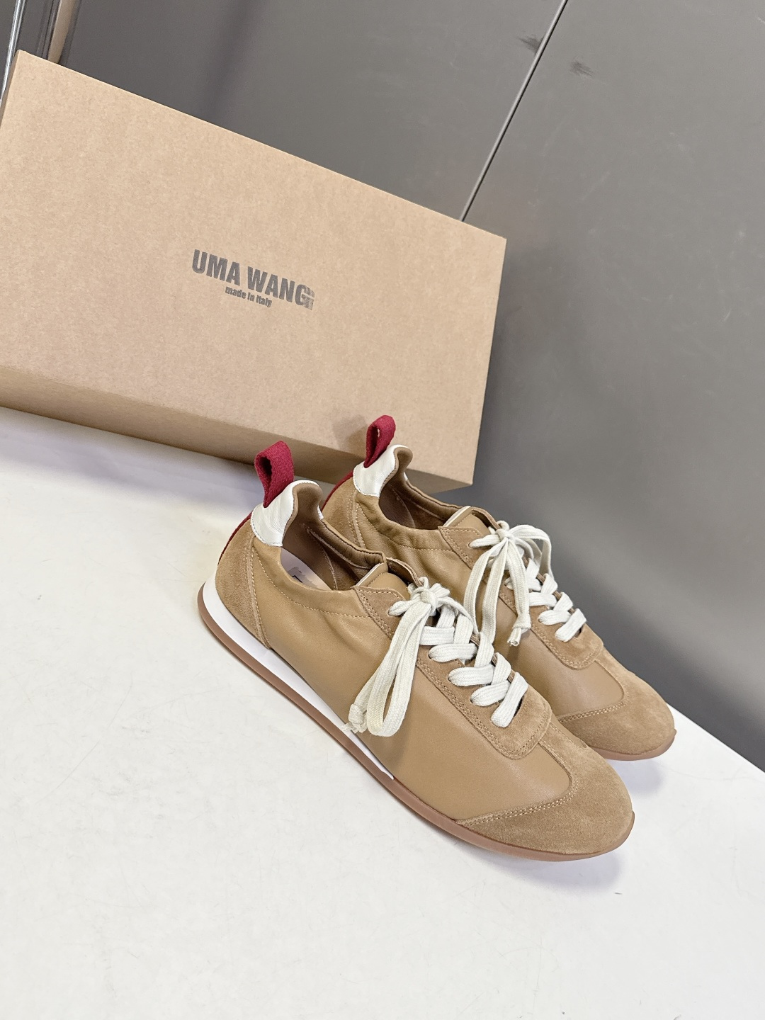 UMA WANG2026春夏最新款复古绑带 德训鞋 休闲鞋超多明星网红种草 内衬为细腻小羊皮，触感亲肤且