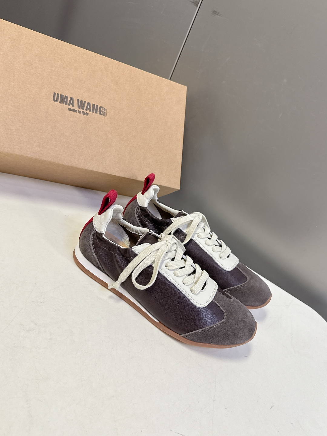 UMA WANG2026春夏最新款复古绑带 德训鞋 休闲鞋超多明星网红种草 内衬为细腻小羊皮，触感亲肤且