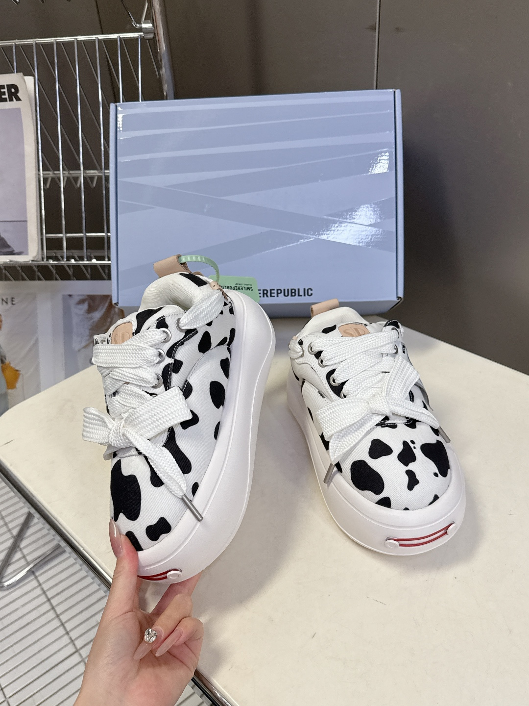 smilerpublic小众品牌2026春夏最新款开口笑情侣款面包鞋 超多明星网红种草 软软的厚底憨憨的