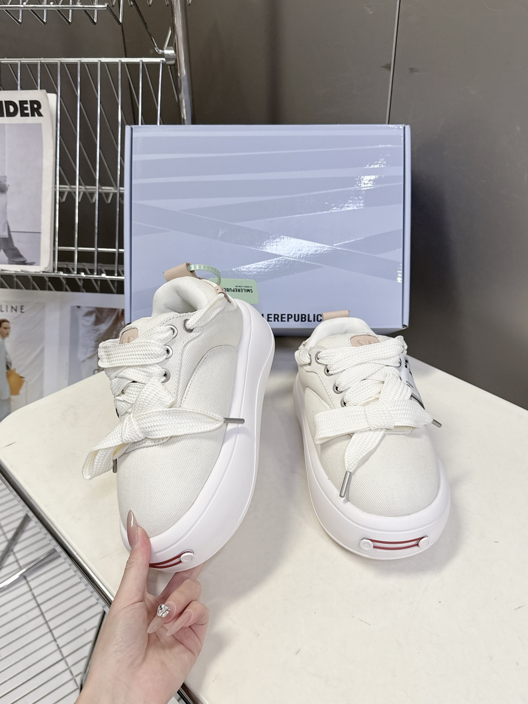 smilerpublic小众品牌2026春夏最新款开口笑情侣款面包鞋 超多明星网红种草 软软的厚底憨憨的