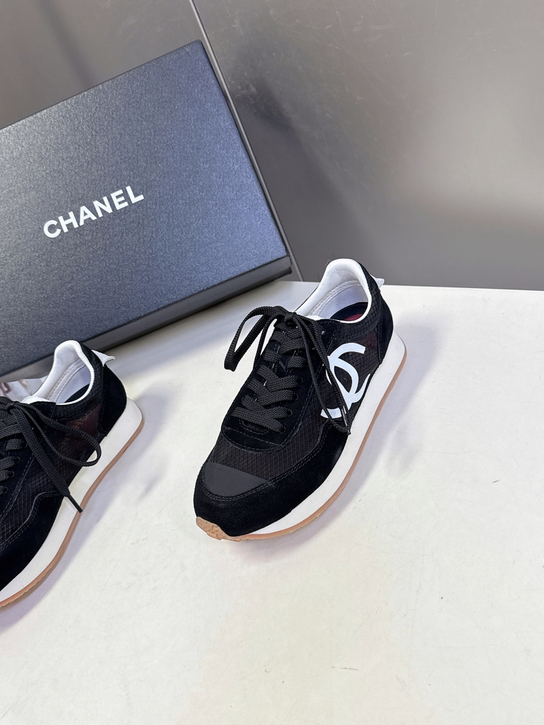 CHANEL香奈儿26P最新春夏款休闲鞋 运动鞋 超多明星时尚博主种草 专柜断货王 一鞋难求 这季新款简