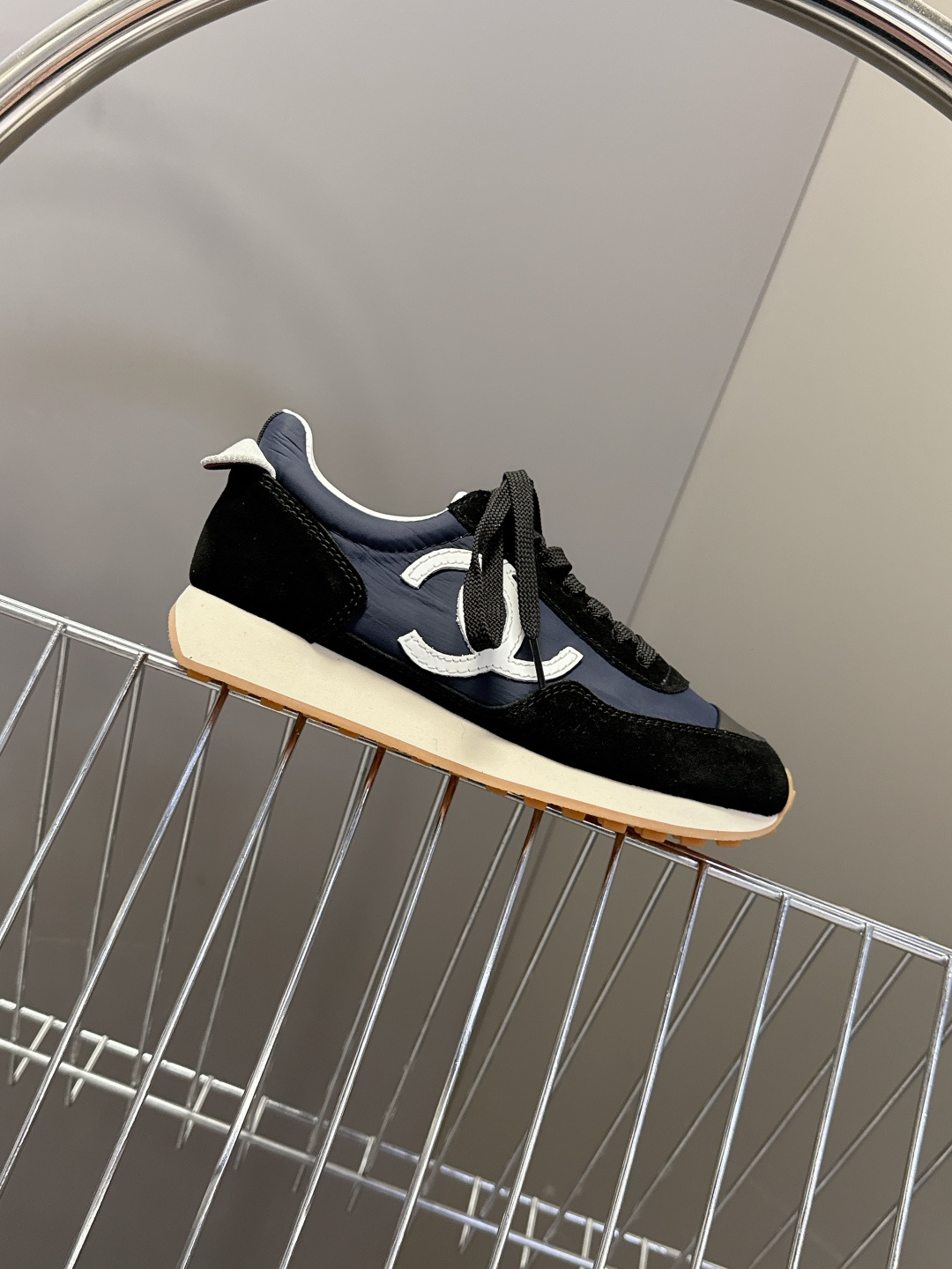 CHANEL香奈儿26P最新春夏款休闲鞋 运动鞋 超多明星时尚博主种草 专柜断货王 一鞋难求 这季新款简