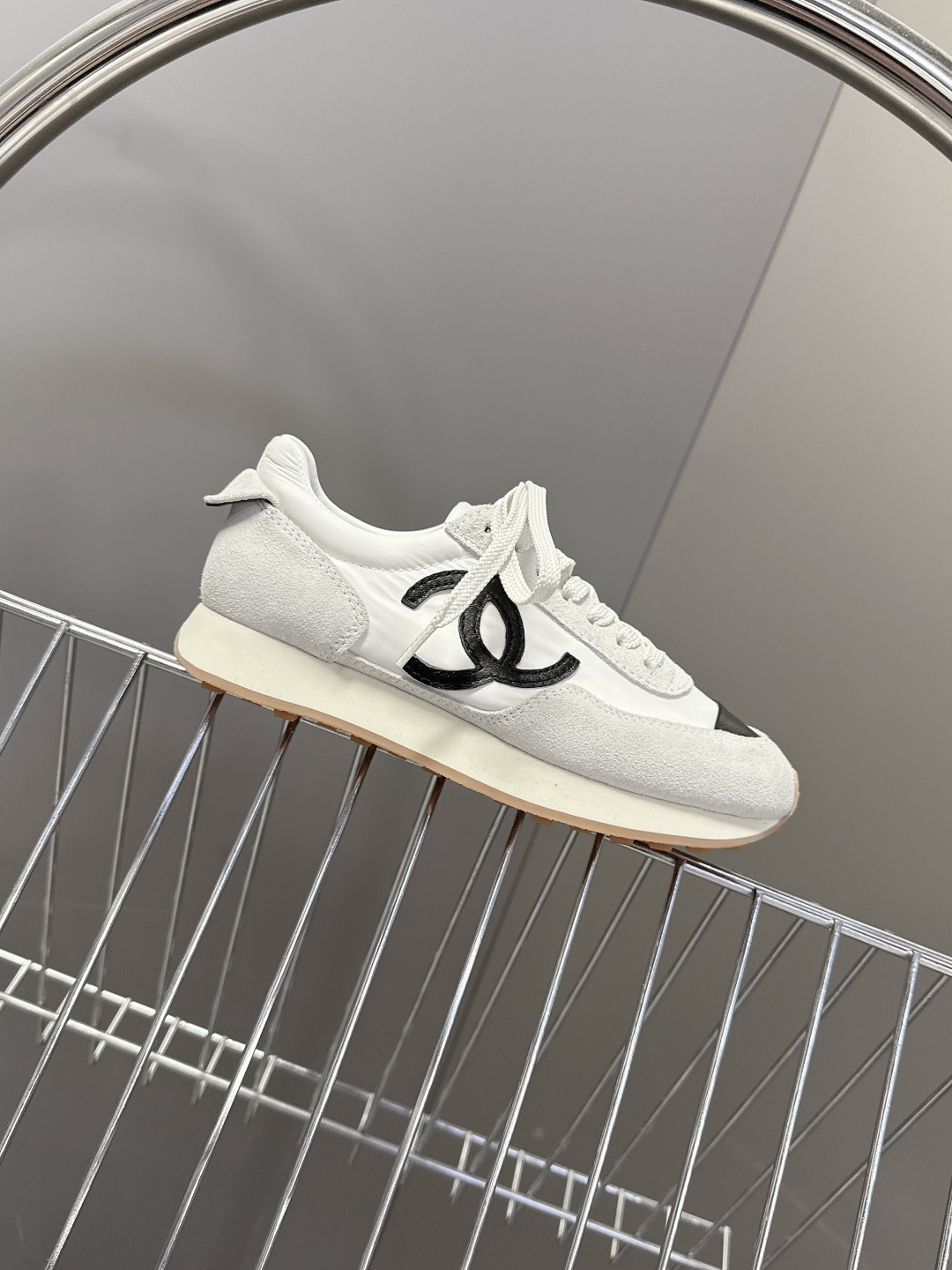 CHANEL香奈儿26P最新春夏款休闲鞋 运动鞋 超多明星时尚博主种草 专柜断货王 一鞋难求 这季新款简