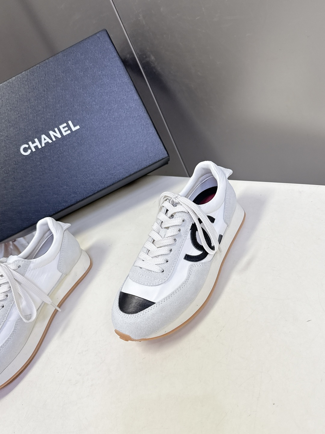CHANEL香奈儿26P最新春夏款休闲鞋 运动鞋 超多明星时尚博主种草 专柜断货王 一鞋难求 这季新款简