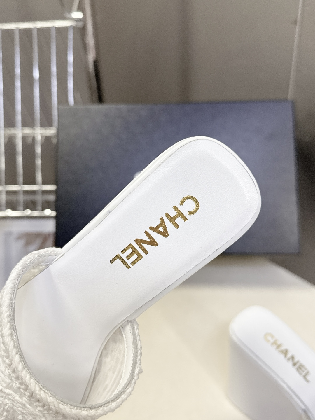 CHANEL香奈儿春夏最新走秀款厚底凉鞋小红书力推款 超多明星网红种草 怎么搭配都好看 时髦精必备 香奈