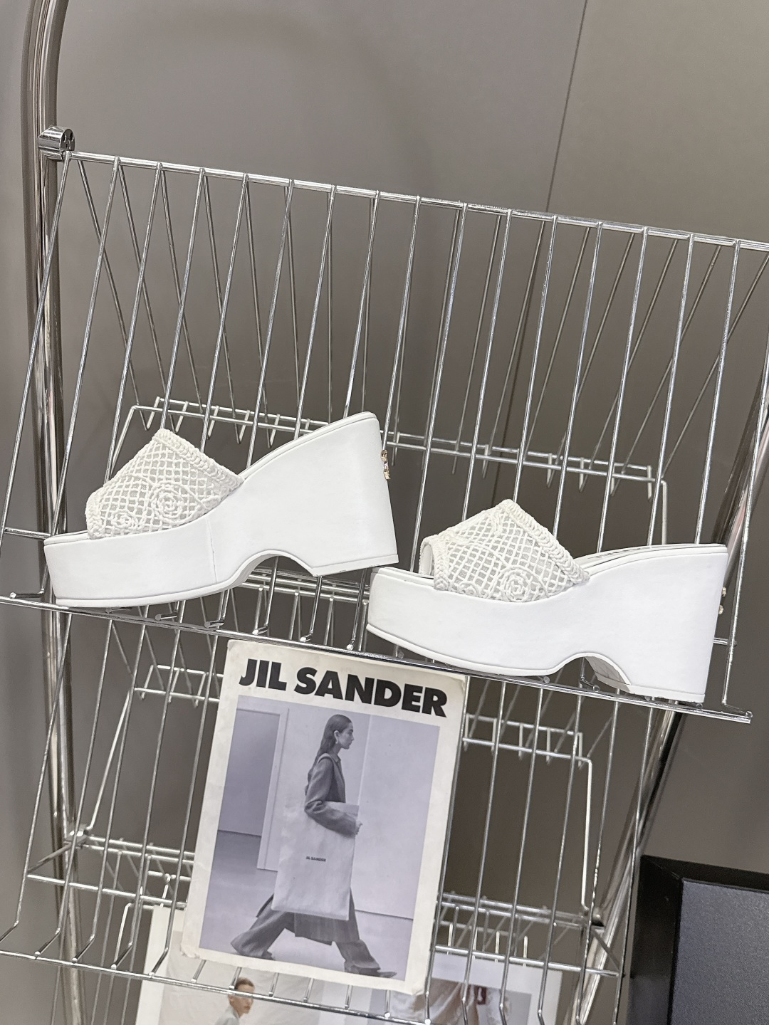 CHANEL香奈儿春夏最新走秀款厚底凉鞋小红书力推款 超多明星网红种草 怎么搭配都好看 时髦精必备 香奈