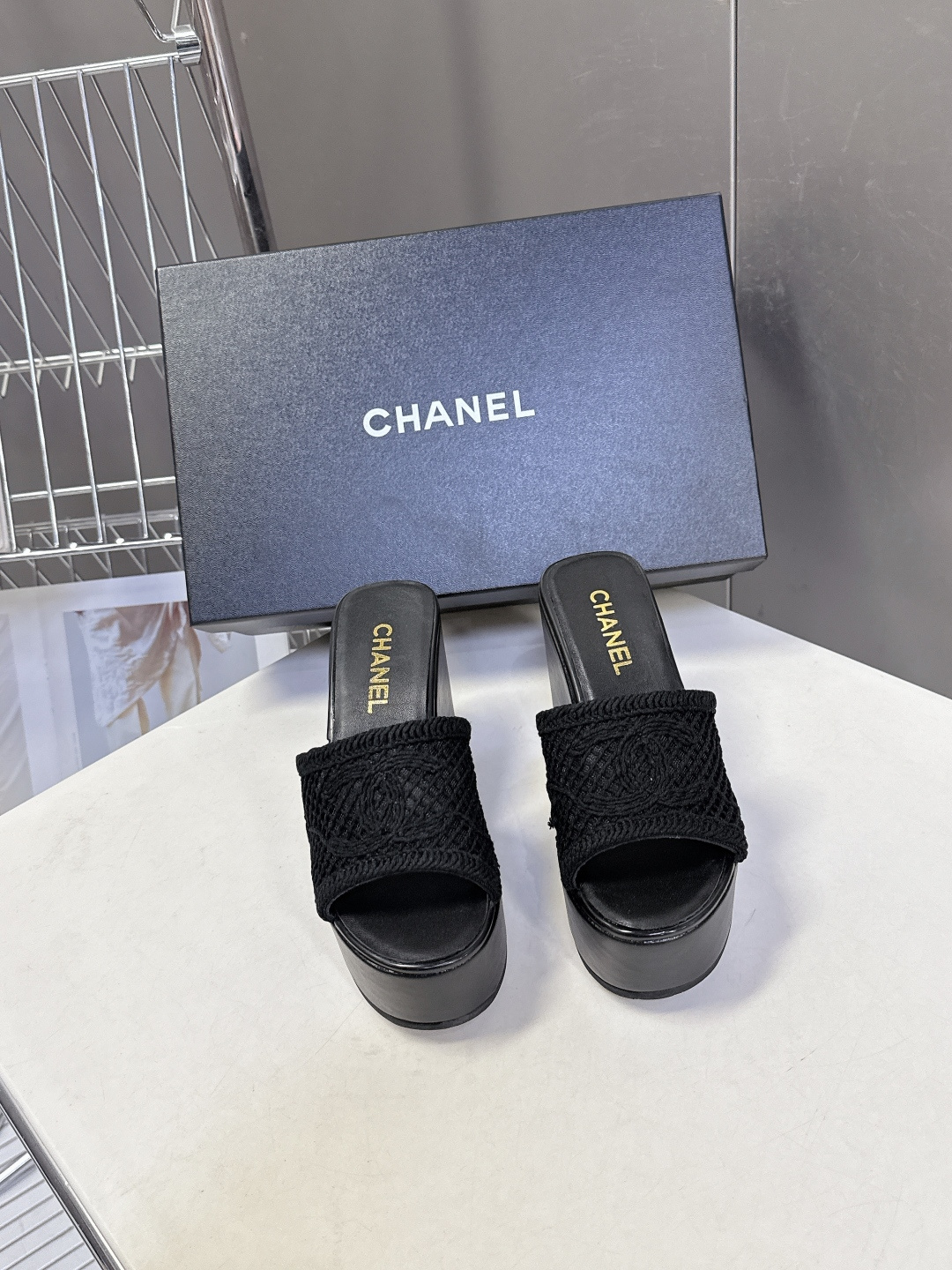 CHANEL香奈儿春夏最新走秀款厚底凉鞋小红书力推款 超多明星网红种草 怎么搭配都好看 时髦精必备 香奈