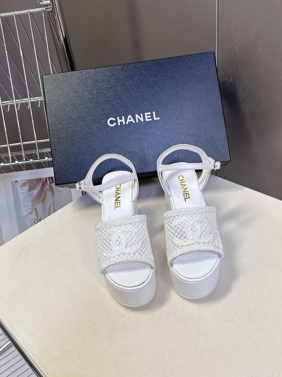 CHANEL香奈儿春夏最新走秀款厚底凉鞋小红书力推款 超多明星网红种草 怎么搭配都好看 时髦精必备 香奈