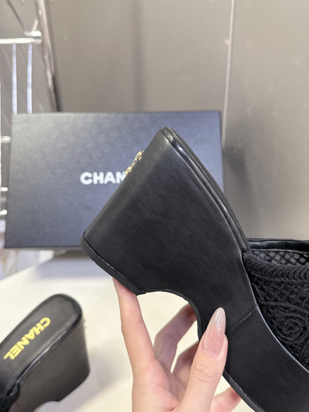 CHANEL香奈儿春夏最新走秀款厚底凉鞋小红书力推款 超多明星网红种草 怎么搭配都好看 时髦精必备 香奈