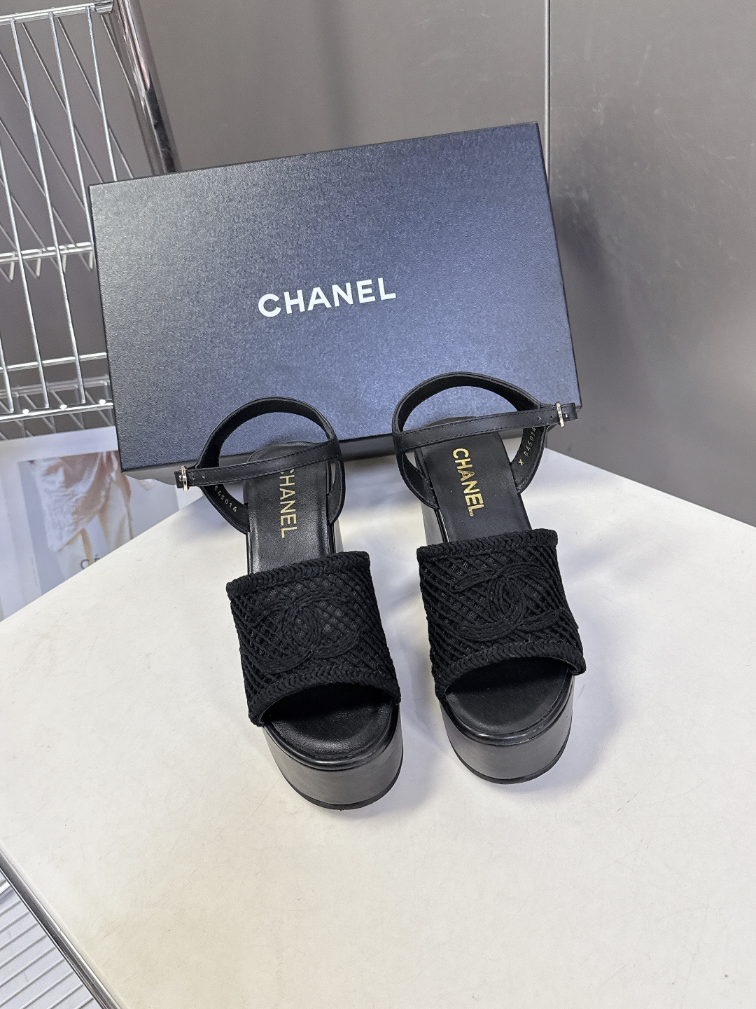 CHANEL香奈儿春夏最新走秀款厚底凉鞋小红书力推款 超多明星网红种草 怎么搭配都好看 时髦精必备 香奈