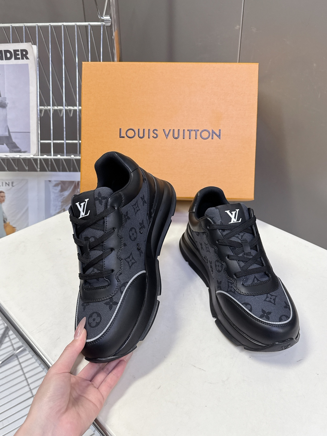 LOUIS VUITTON路易威登春夏最新款运动鞋 原版一致专柜主打最新款休闲鞋 硬货上新 代购级别！高