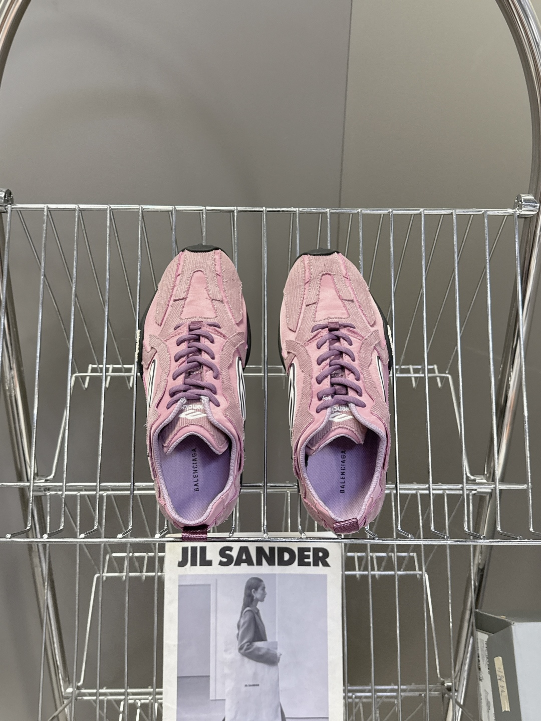 BALENCIAGA巴黎世家2026春夏最新款 Monday Ultra 复古系带 休闲鞋 巴黎又一火爆