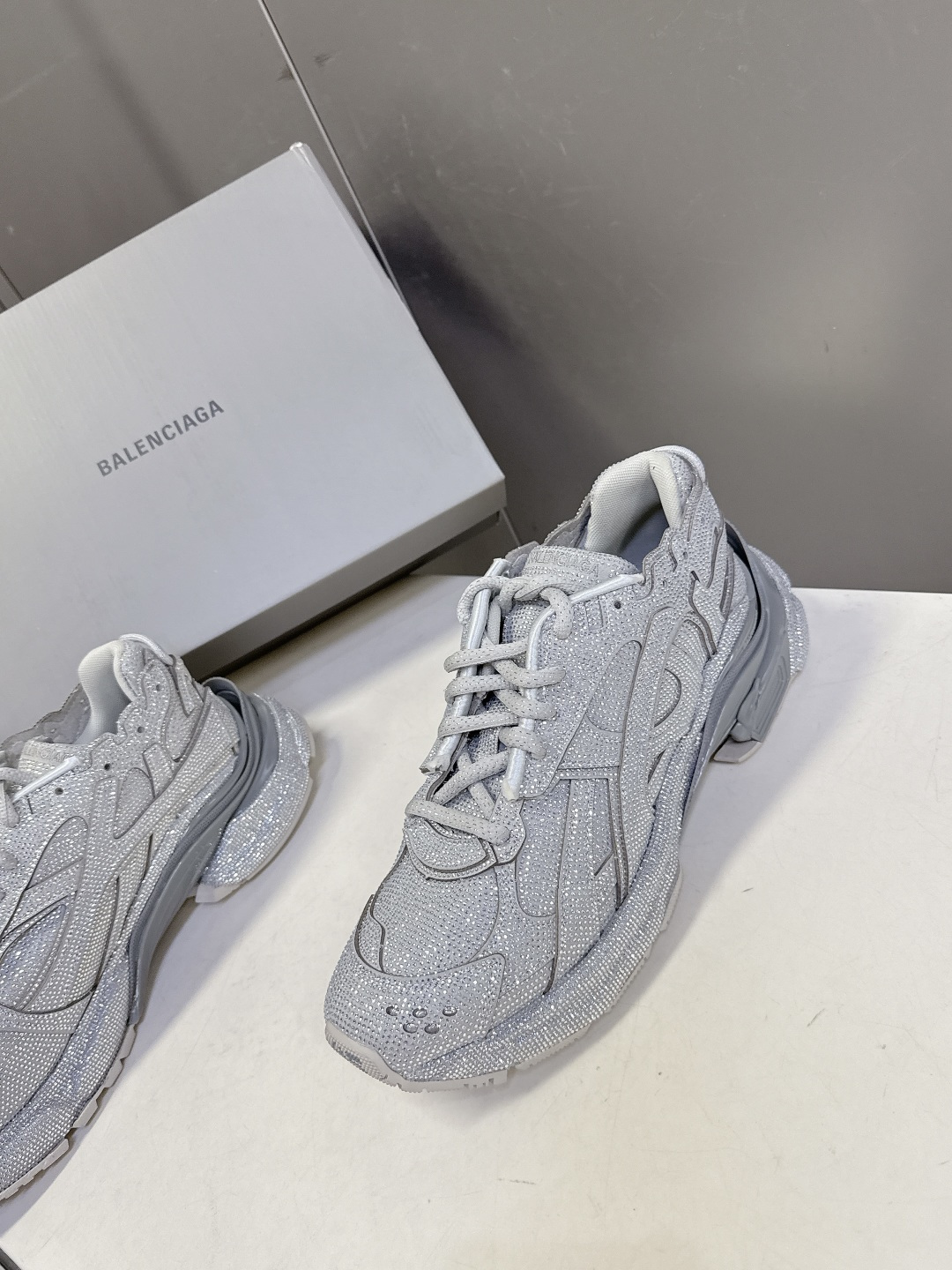 Balenciaga Balenciaga巴黎世家runner最新 水钻运动鞋