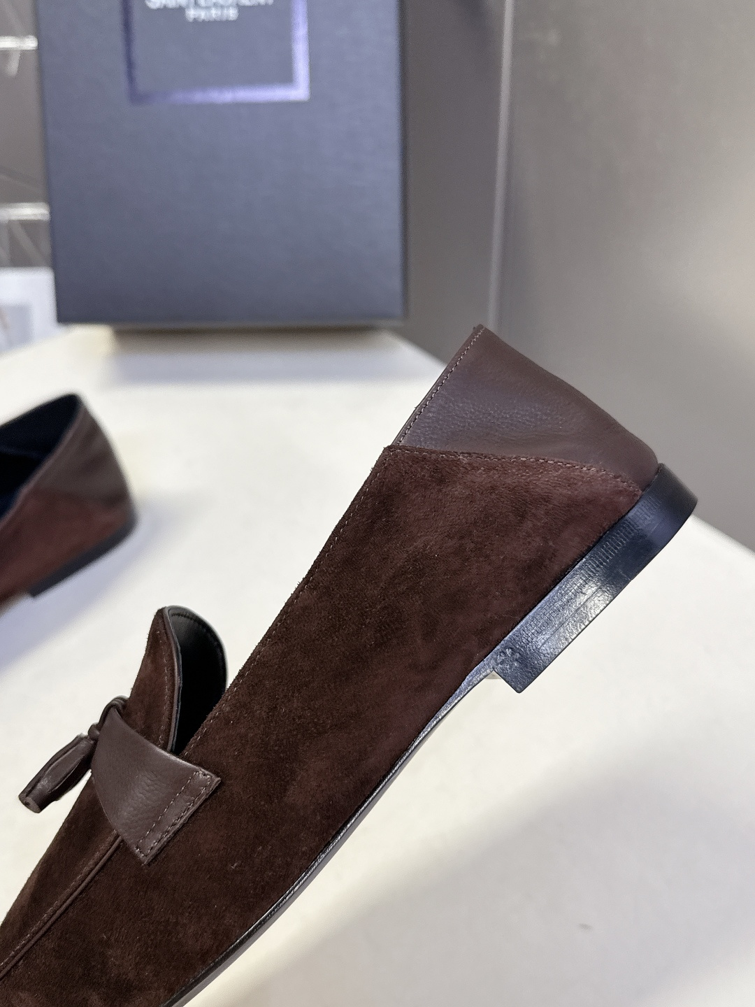 Saint Laurent圣罗兰经典乐福小皮鞋 超级超级无敌火爆的一个款这款我们家每个版面的五金扣都要开