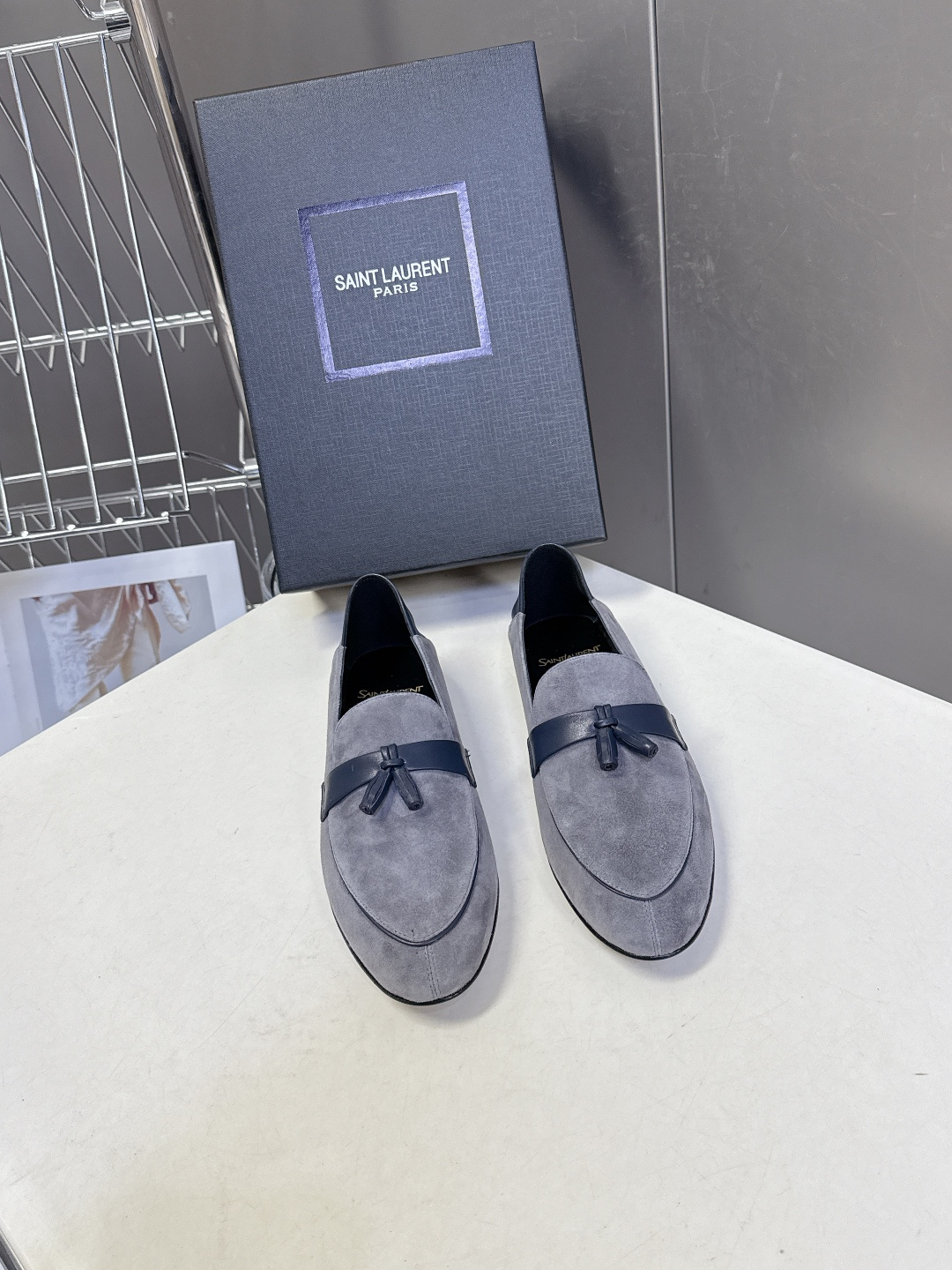 Saint Laurent圣罗兰经典乐福小皮鞋 超级超级无敌火爆的一个款这款我们家每个版面的五金扣都要开