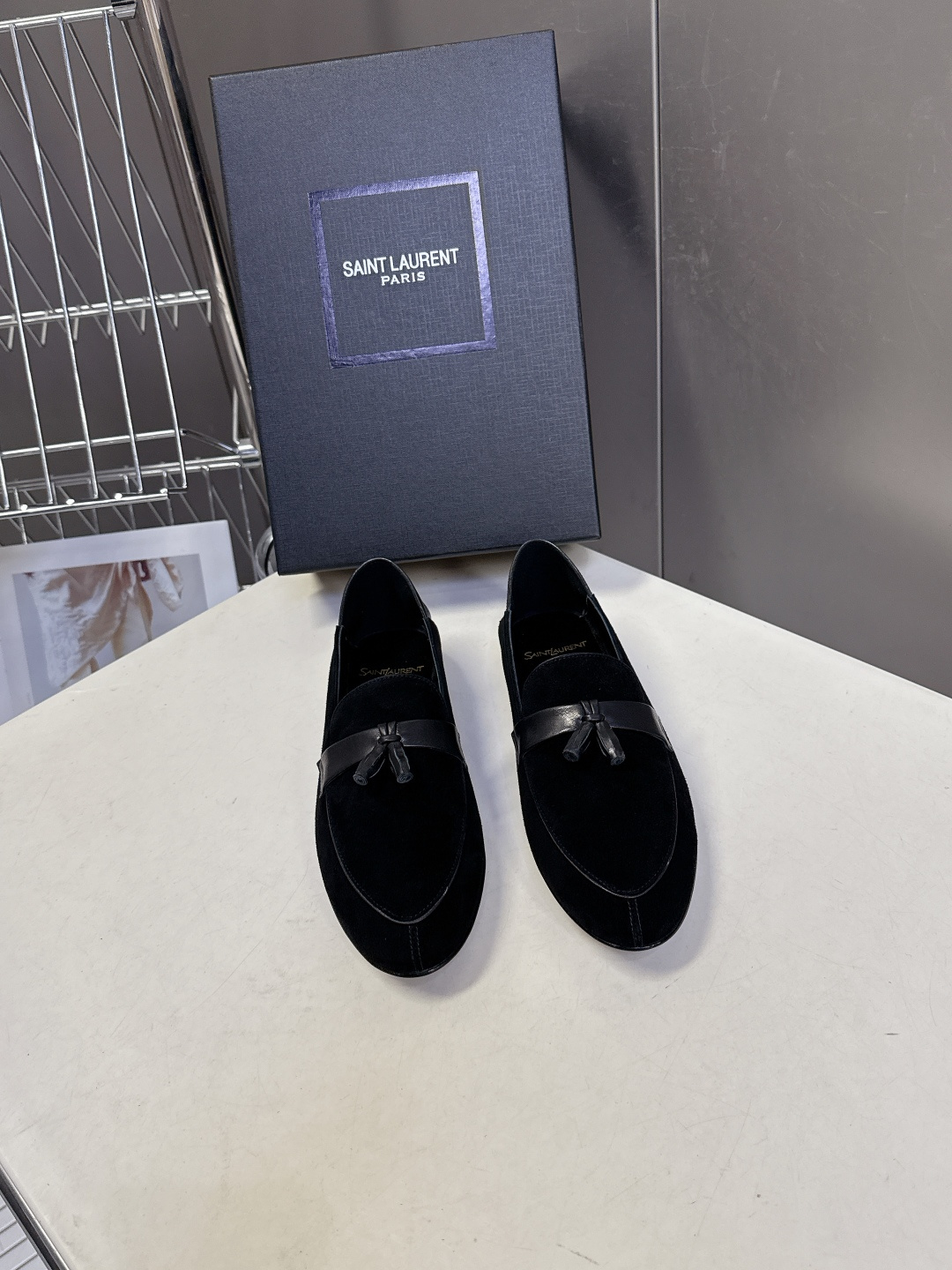Saint Laurent圣罗兰经典乐福小皮鞋 超级超级无敌火爆的一个款这款我们家每个版面的五金扣都要开