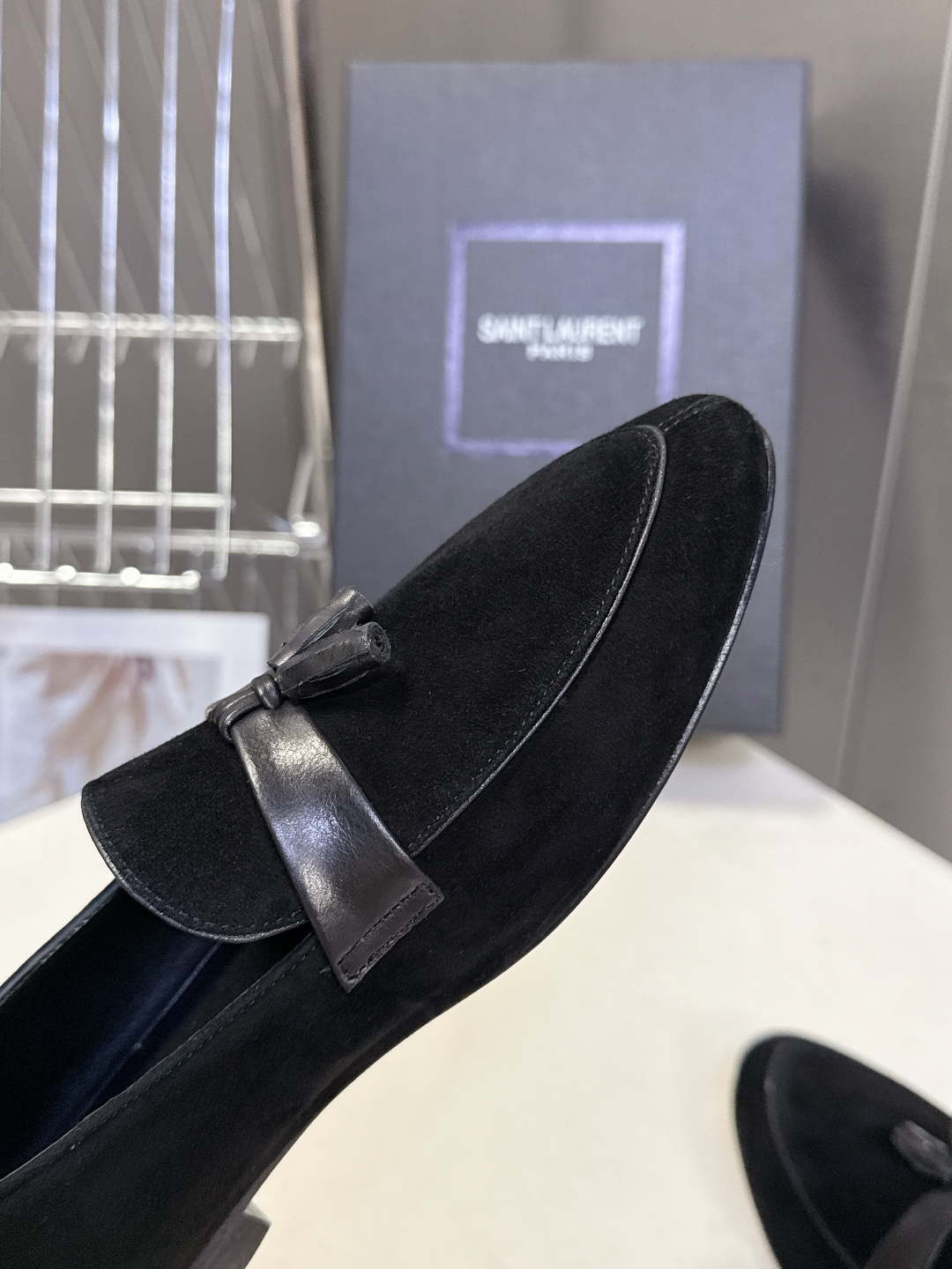 Saint Laurent圣罗兰经典乐福小皮鞋 超级超级无敌火爆的一个款这款我们家每个版面的五金扣都要开