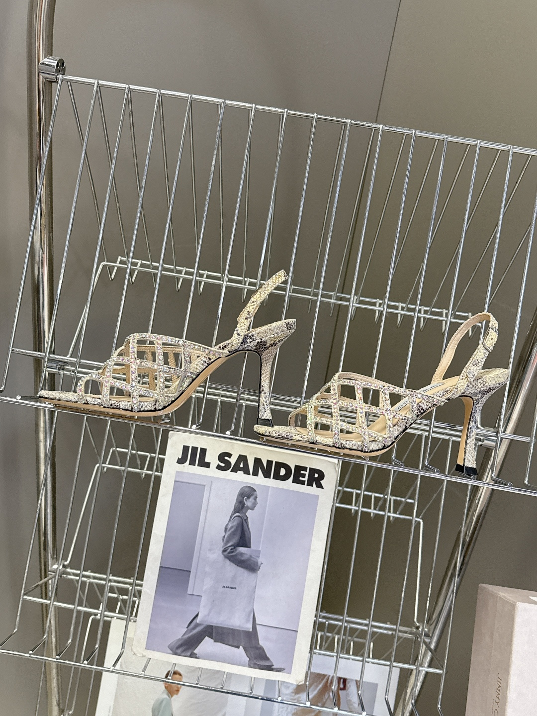 jimmy choo吉米周春夏最新款带钻时装鞋 超多明星时尚博主种草 每个女孩鞋柜都必须有一双JC时装鞋