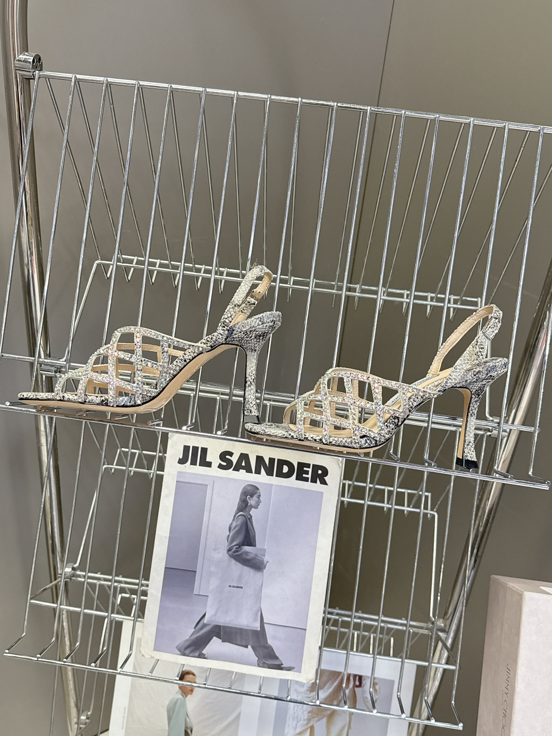 jimmy choo吉米周春夏最新款带钻时装鞋 超多明星时尚博主种草 每个女孩鞋柜都必须有一双JC时装鞋