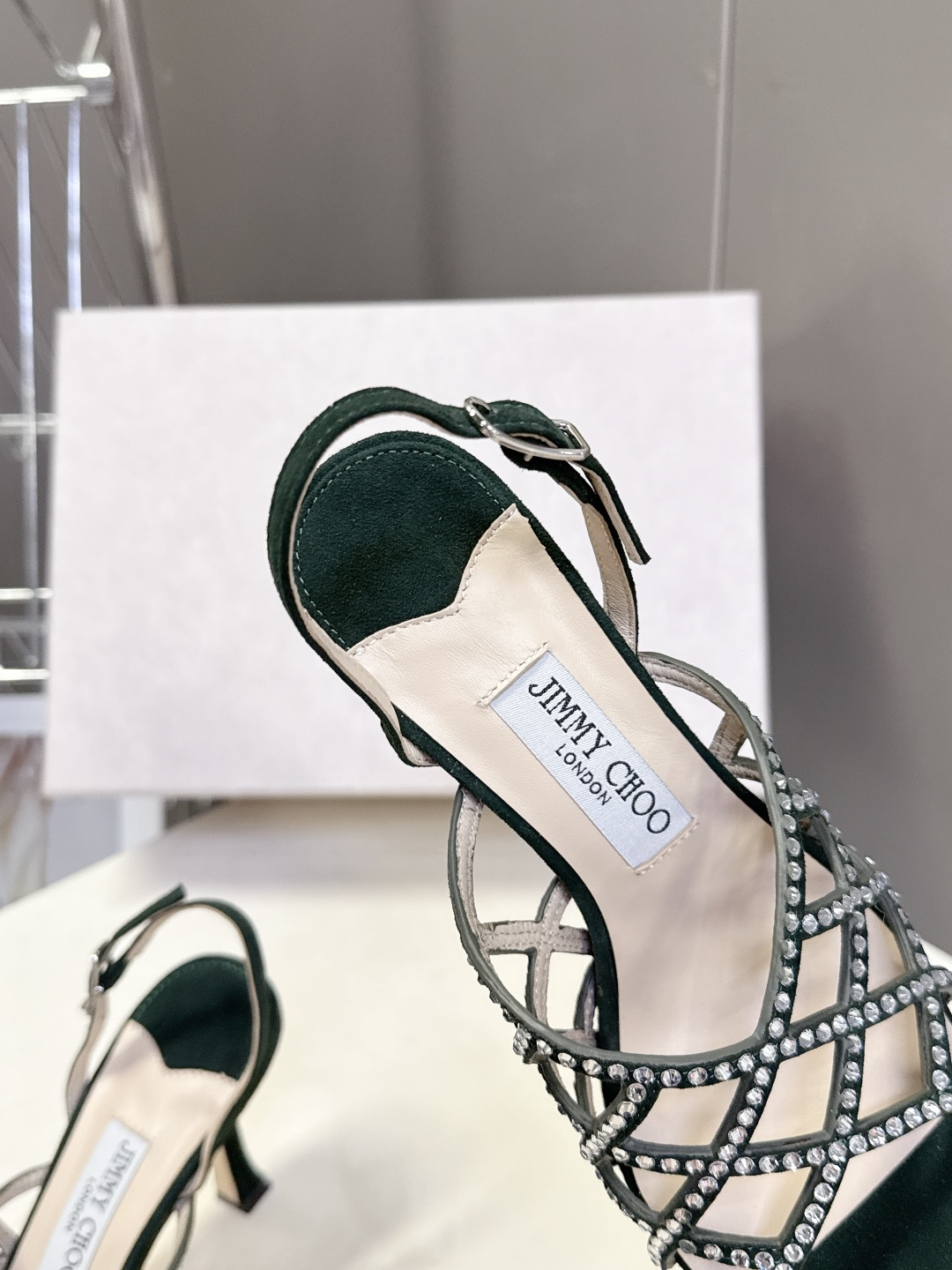 jimmy choo吉米周春夏最新款带钻时装鞋 超多明星时尚博主种草 每个女孩鞋柜都必须有一双JC时装鞋