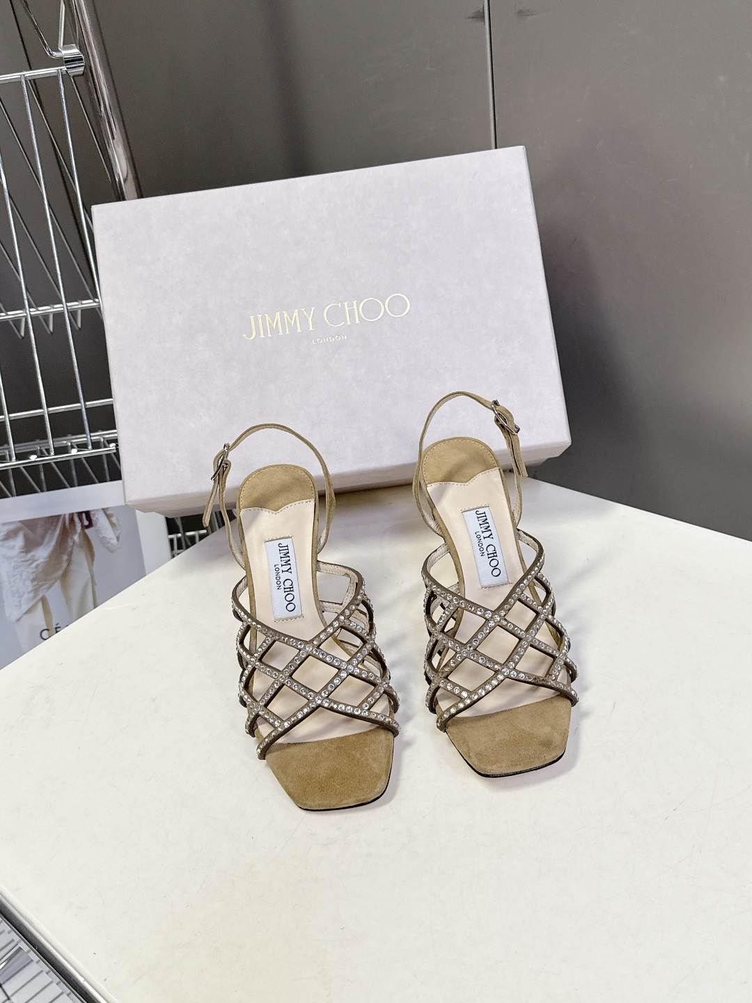 jimmy choo吉米周春夏最新款带钻时装鞋 超多明星时尚博主种草 每个女孩鞋柜都必须有一双JC时装鞋