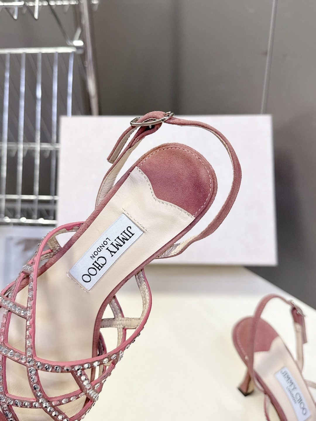 jimmy choo吉米周春夏最新款带钻时装鞋 超多明星时尚博主种草 每个女孩鞋柜都必须有一双JC时装鞋