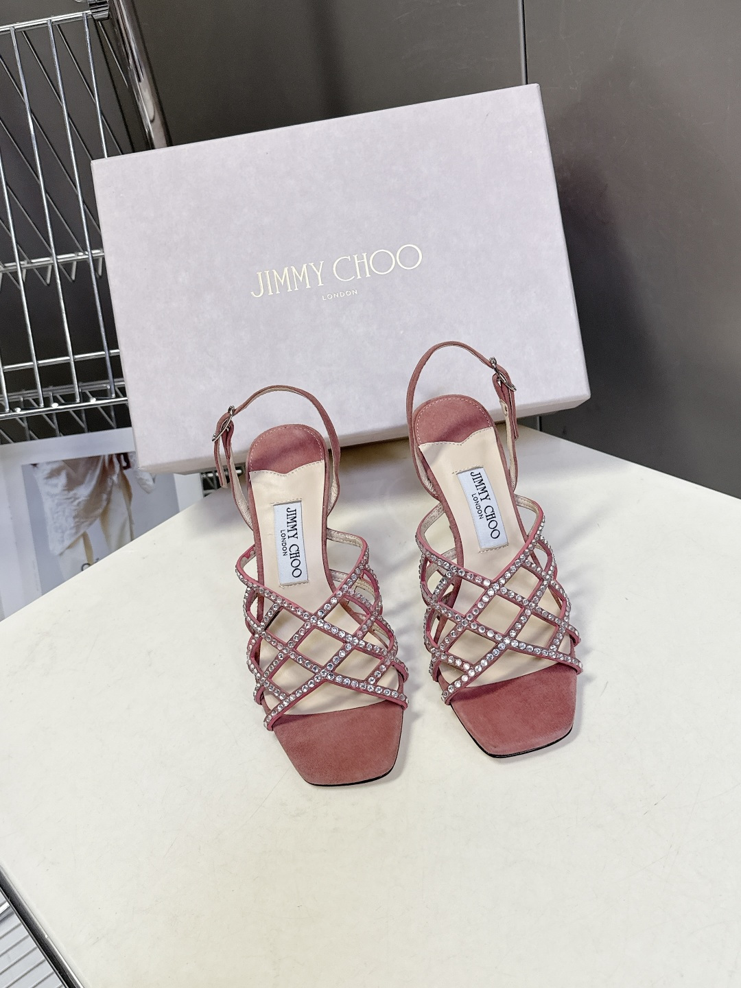 jimmy choo吉米周春夏最新款带钻时装鞋 超多明星时尚博主种草 每个女孩鞋柜都必须有一双JC时装鞋