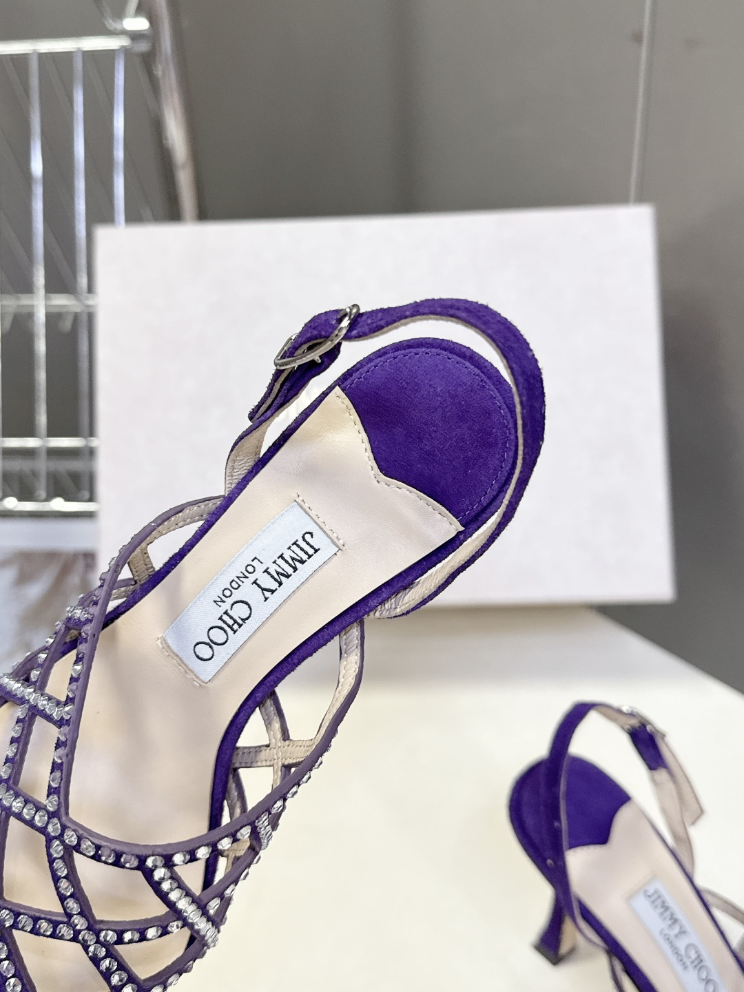 jimmy choo吉米周春夏最新款带钻时装鞋 超多明星时尚博主种草 每个女孩鞋柜都必须有一双JC时装鞋