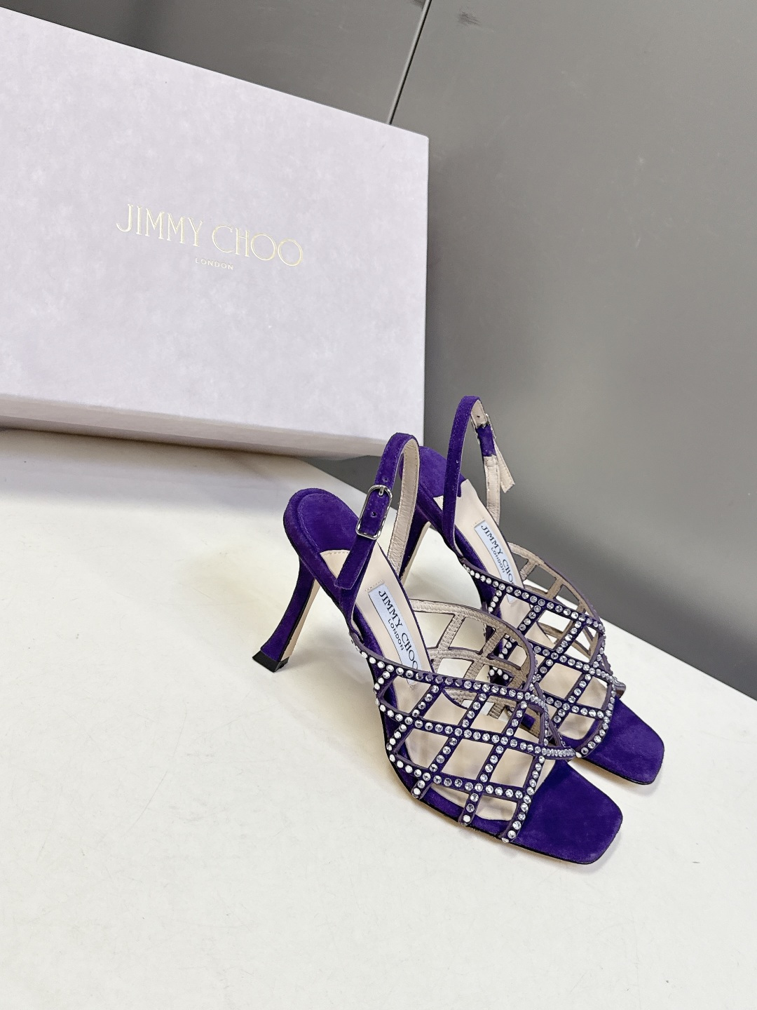 jimmy choo吉米周春夏最新款带钻时装鞋 超多明星时尚博主种草 每个女孩鞋柜都必须有一双JC时装鞋