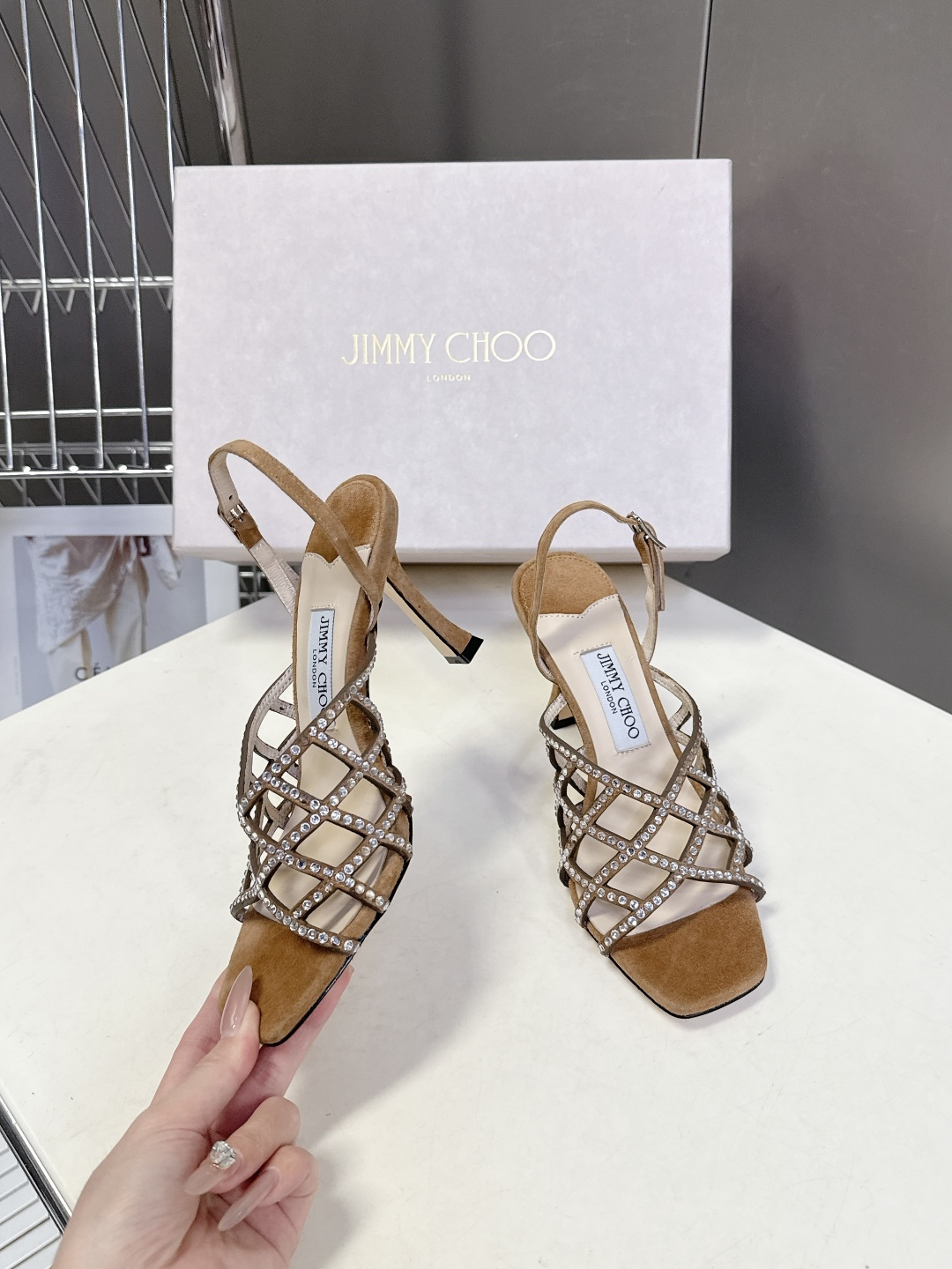 jimmy choo吉米周春夏最新款带钻时装鞋 超多明星时尚博主种草 每个女孩鞋柜都必须有一双JC时装鞋