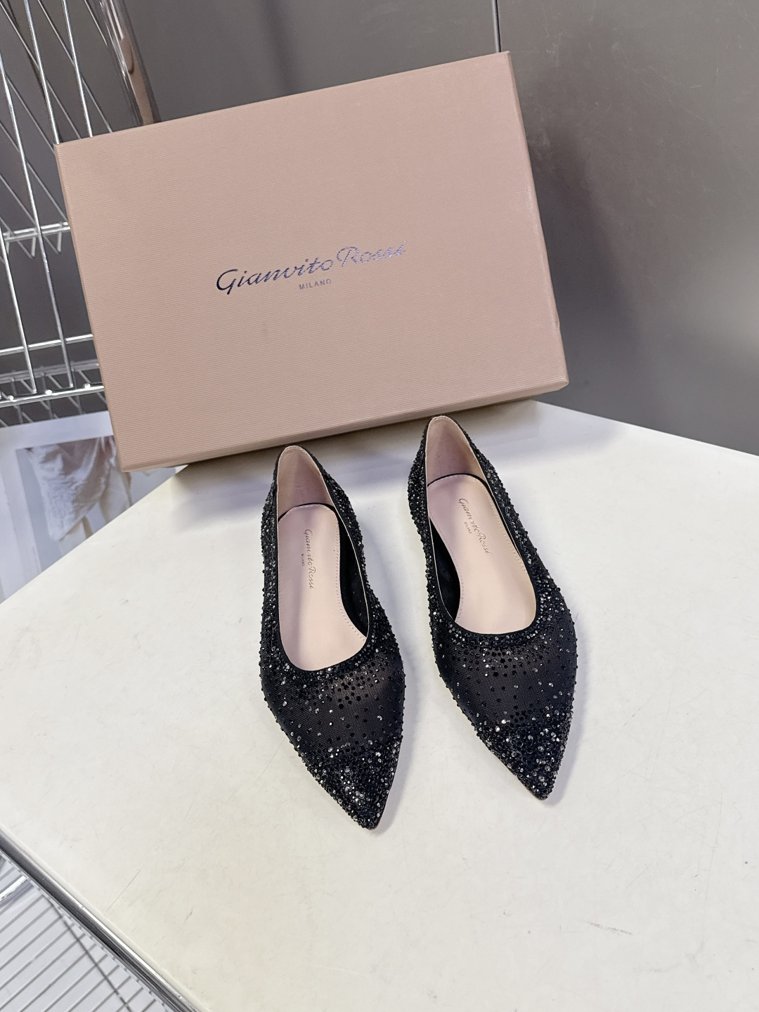 吉安维托·罗西Gianvito rossi 春夏最新款水晶鞋 仙女鞋 超多明星网红种草 鞋面进口高透气网