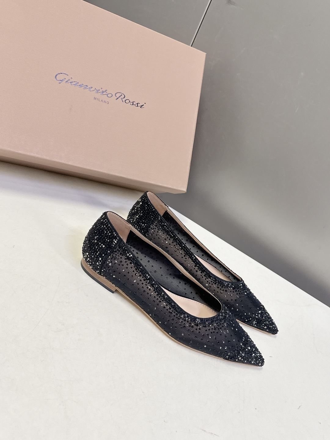 吉安维托·罗西Gianvito rossi 春夏最新款水晶鞋 仙女鞋 超多明星网红种草 鞋面进口高透气网