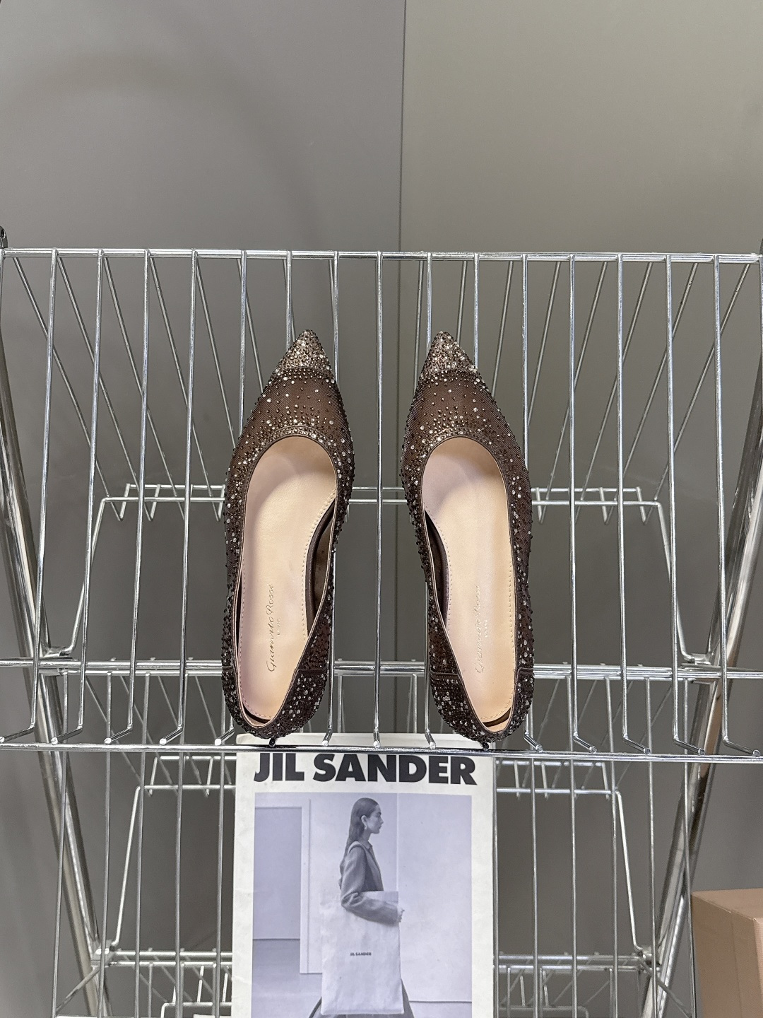 吉安维托·罗西Gianvito rossi 春夏最新款水晶鞋 仙女鞋 超多明星网红种草 鞋面进口高透气网