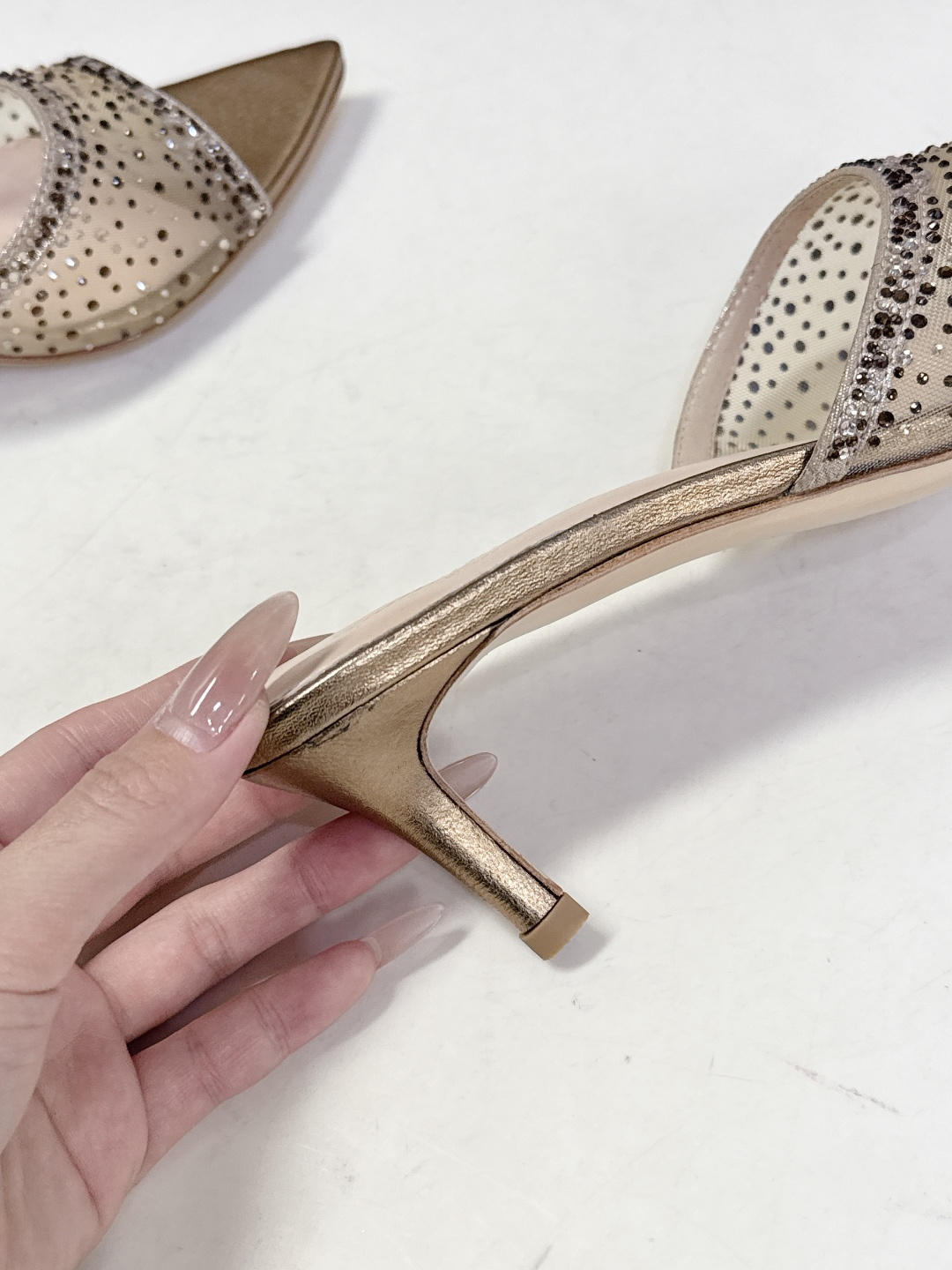 吉安维托·罗西Gianvito rossi 春夏最新款水晶鞋 仙女鞋 超多明星网红种草 鞋面进口高透气网