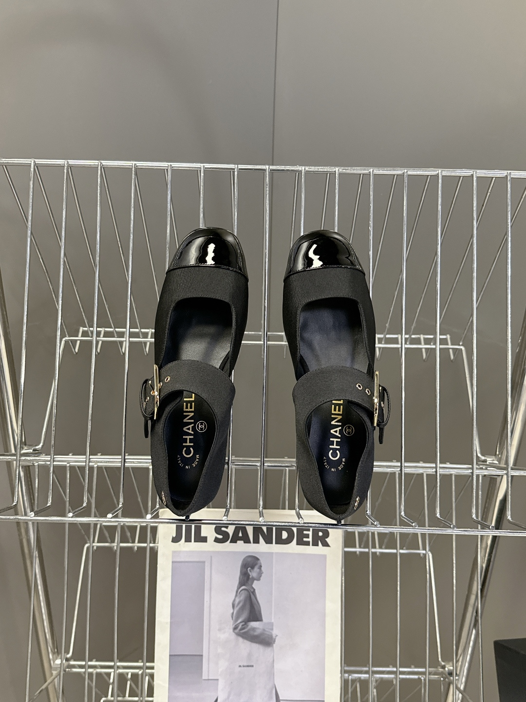 CHANEL香奈儿26C春夏最新款玛丽珍鞋 超多网红时尚博主种草 高级感舒适，配女神们的半身裙 经典的小