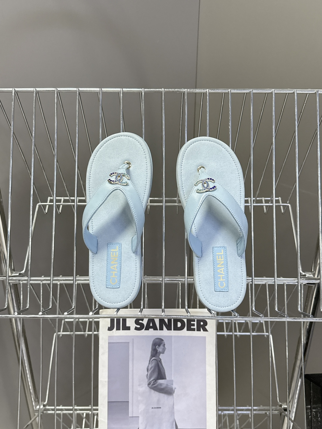 CHANEL香奈儿春夏2026新品 双C人字拖 超多明星时尚博主种草 夏天必备 大爆款‼️已经被它的美貌